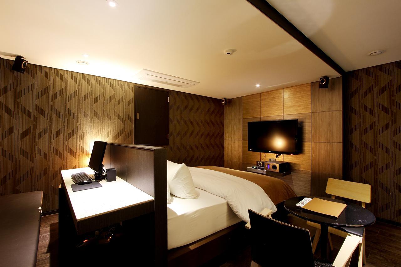 Uijeongbu Latree Hotel Bagian luar foto