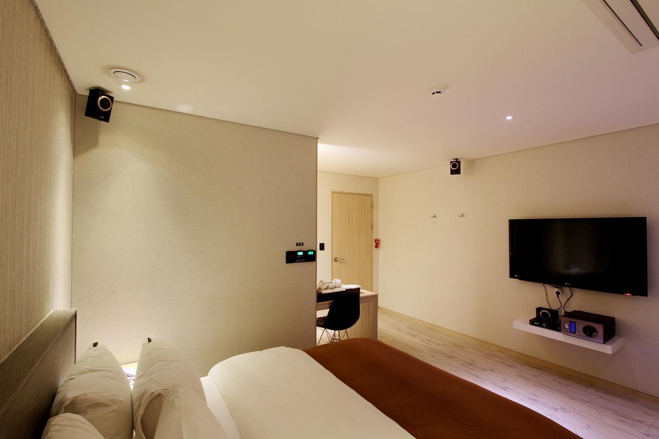 Uijeongbu Latree Hotel Bagian luar foto