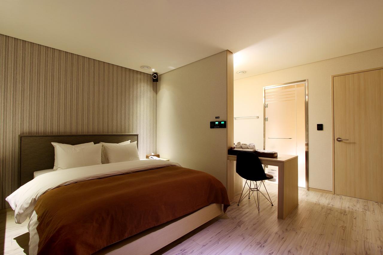 Uijeongbu Latree Hotel Bagian luar foto