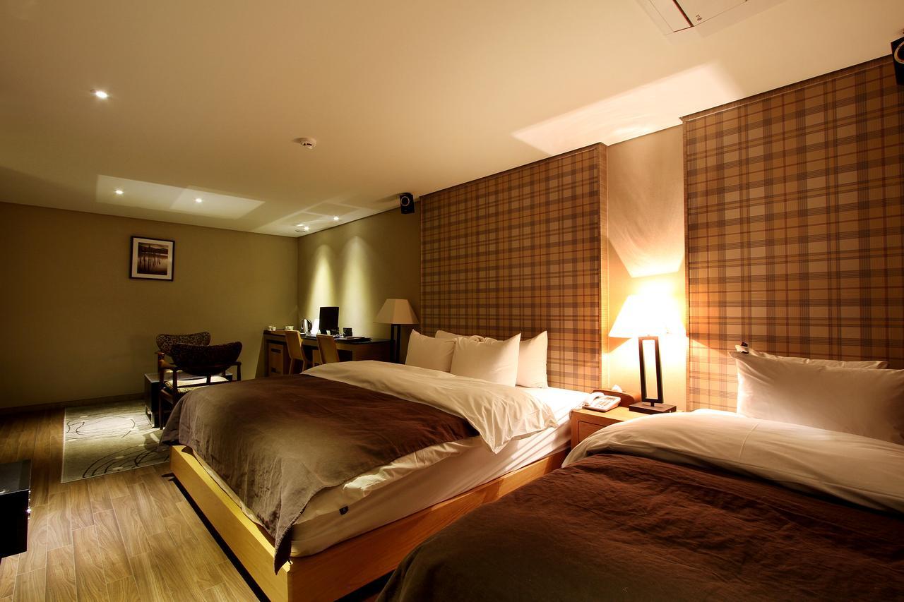Uijeongbu Latree Hotel Bagian luar foto