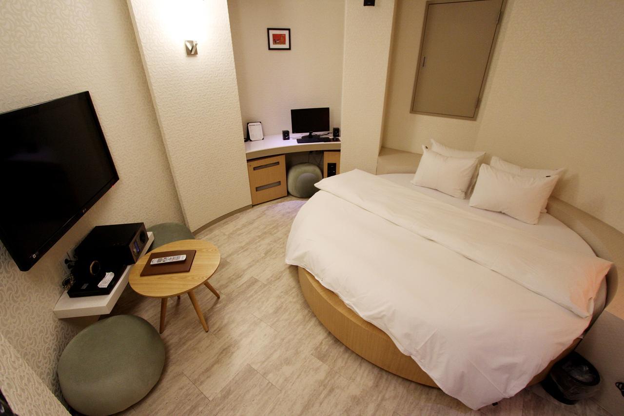 Uijeongbu Latree Hotel Bagian luar foto