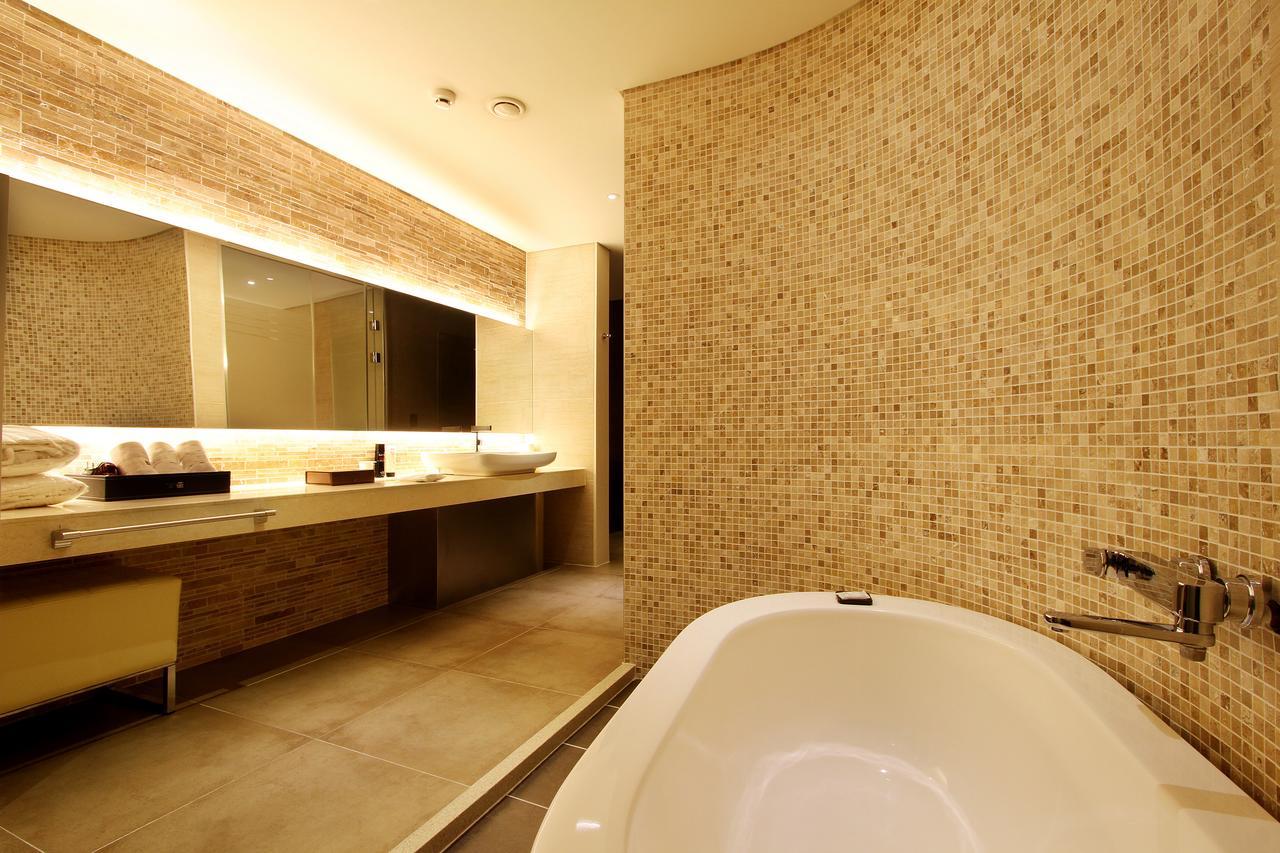 Uijeongbu Latree Hotel Bagian luar foto
