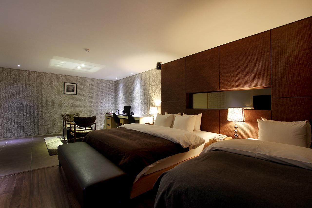 Uijeongbu Latree Hotel Bagian luar foto