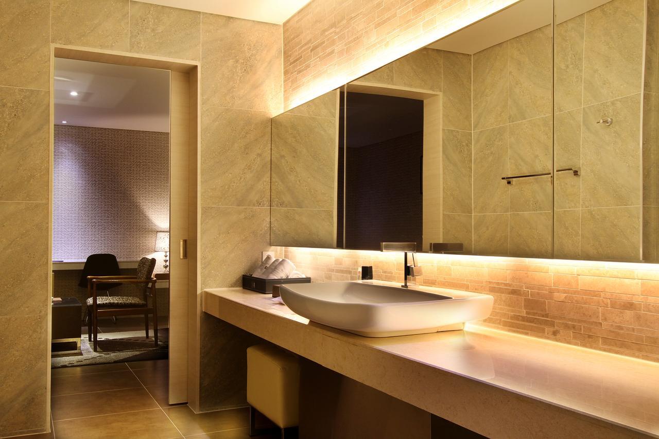Uijeongbu Latree Hotel Bagian luar foto